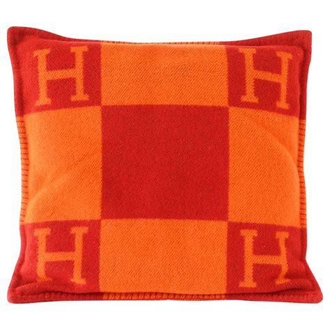 Hermes Avalon Wool Pillow 50x50cm Red 2021 110269.